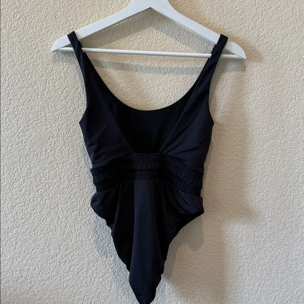 Good American Waist Framer One-Piece Swimsuit size 1